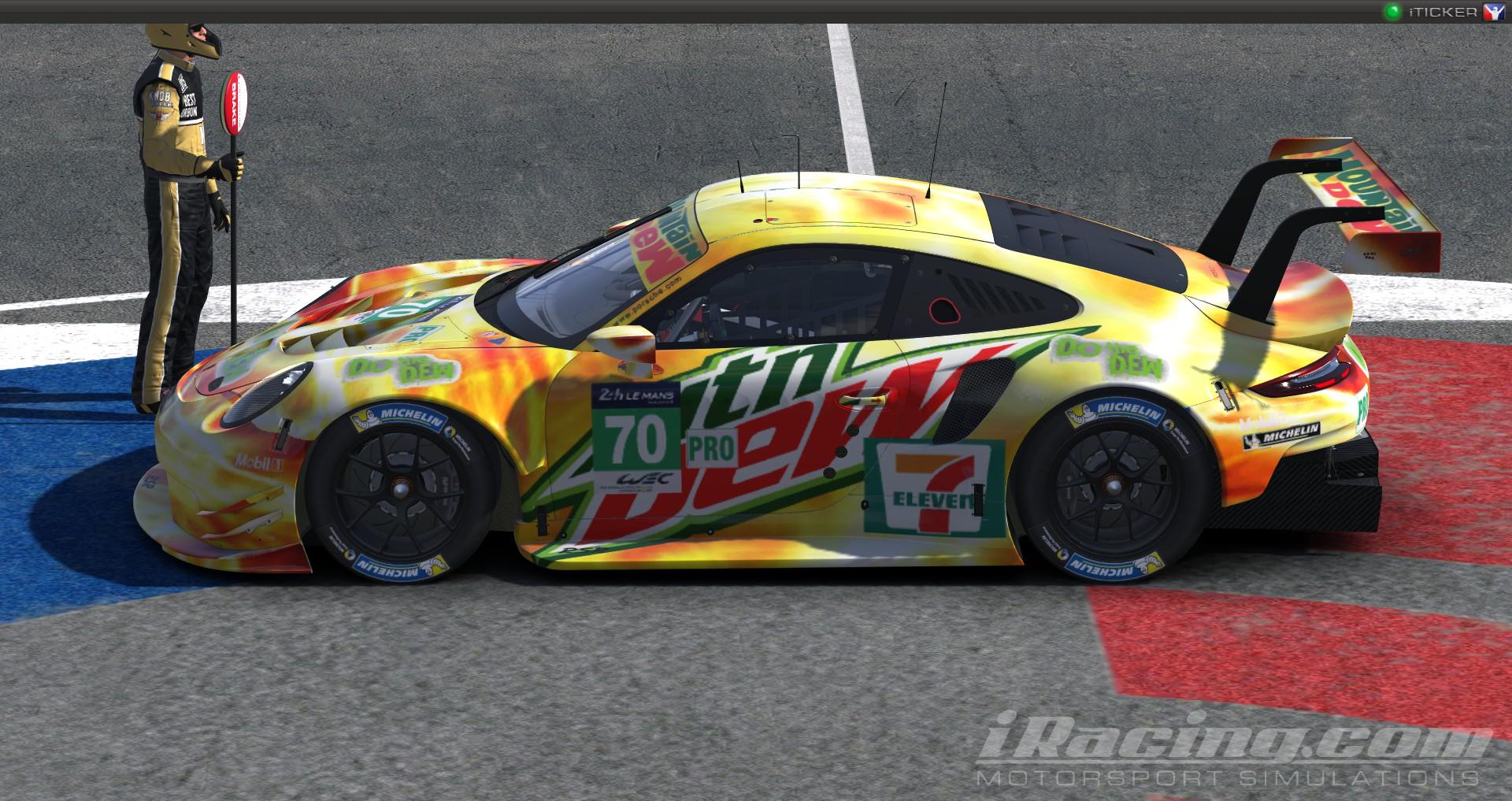 porche 911RSR hippie mountain dew by R D Vaughan - Trading Paints