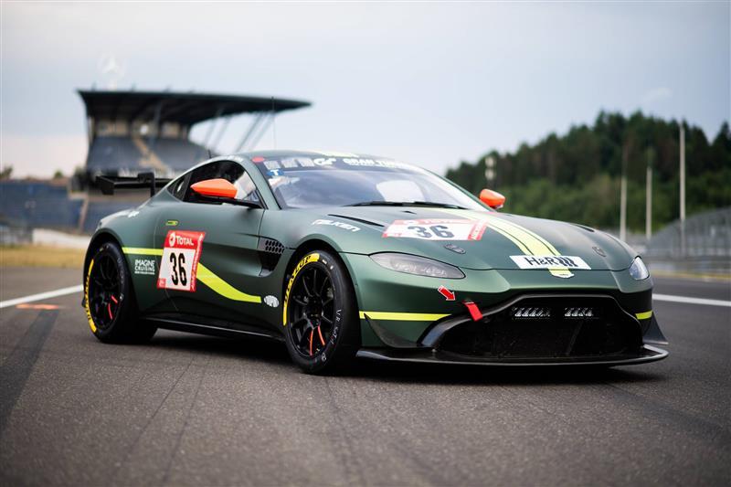 British green aston gt4 [clearcoat] by Mertol Shahin - Trading Paints