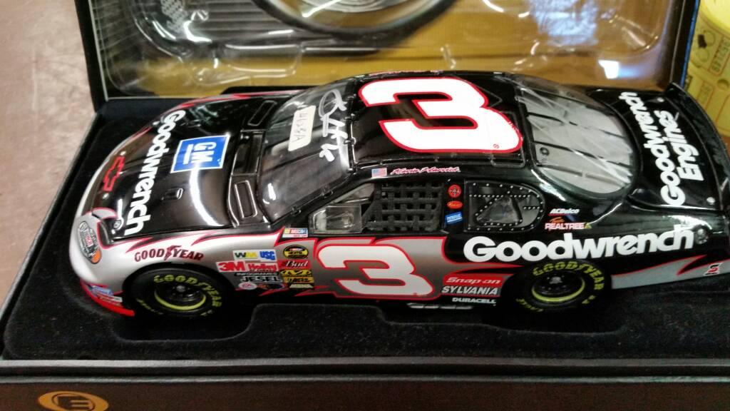 Kevin Harvick GM Goodwrench by Dummy - Trading Paints